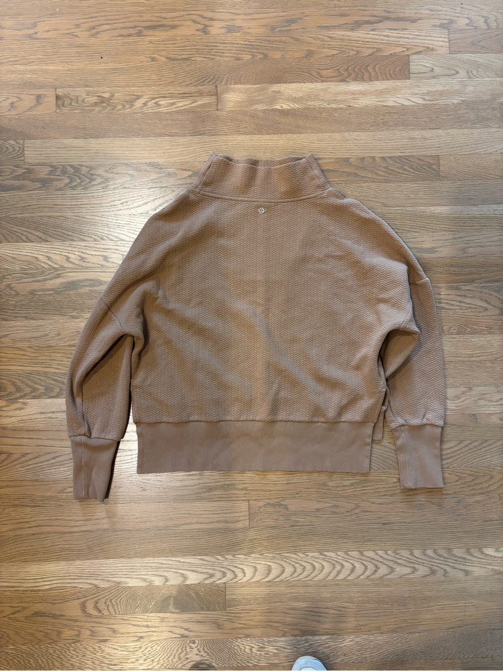 CALIA by Carrie Underwood Ribbed Taupe Pullover - Picture 3 of 3